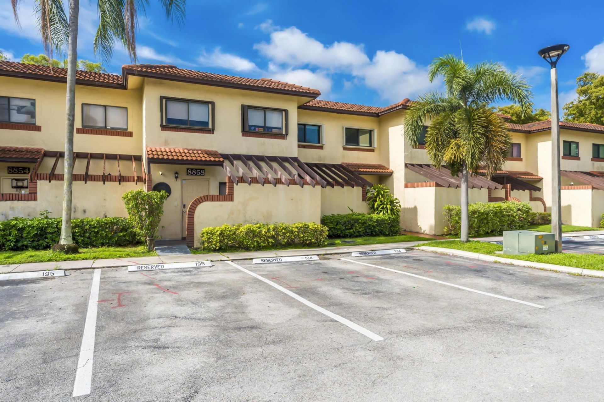 8858 NW 48th Street, Unit 8858, Sunrise, FL 33351 Photo