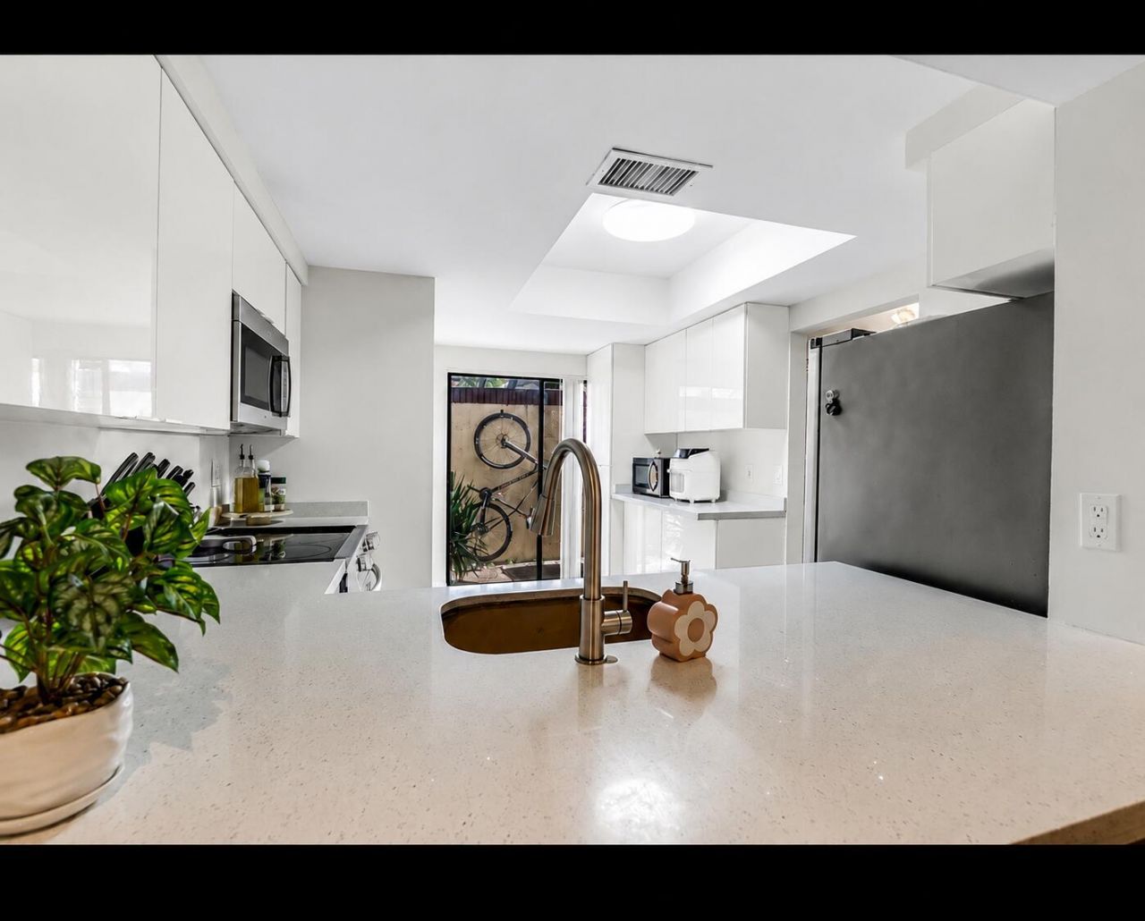 8858 NW 48th Street, Unit 8858, Sunrise, FL 33351 Photo