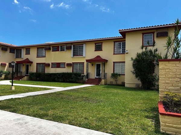 661 SW 11th Street, Unit 23w, Miami, FL 33129