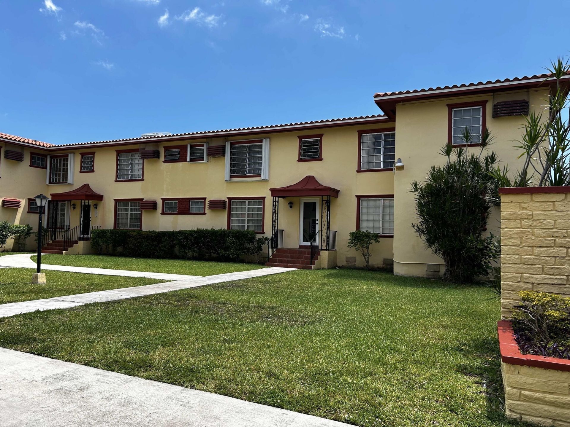 661 SW 11th Street, Unit 23w, Miami, FL 33129 Photo