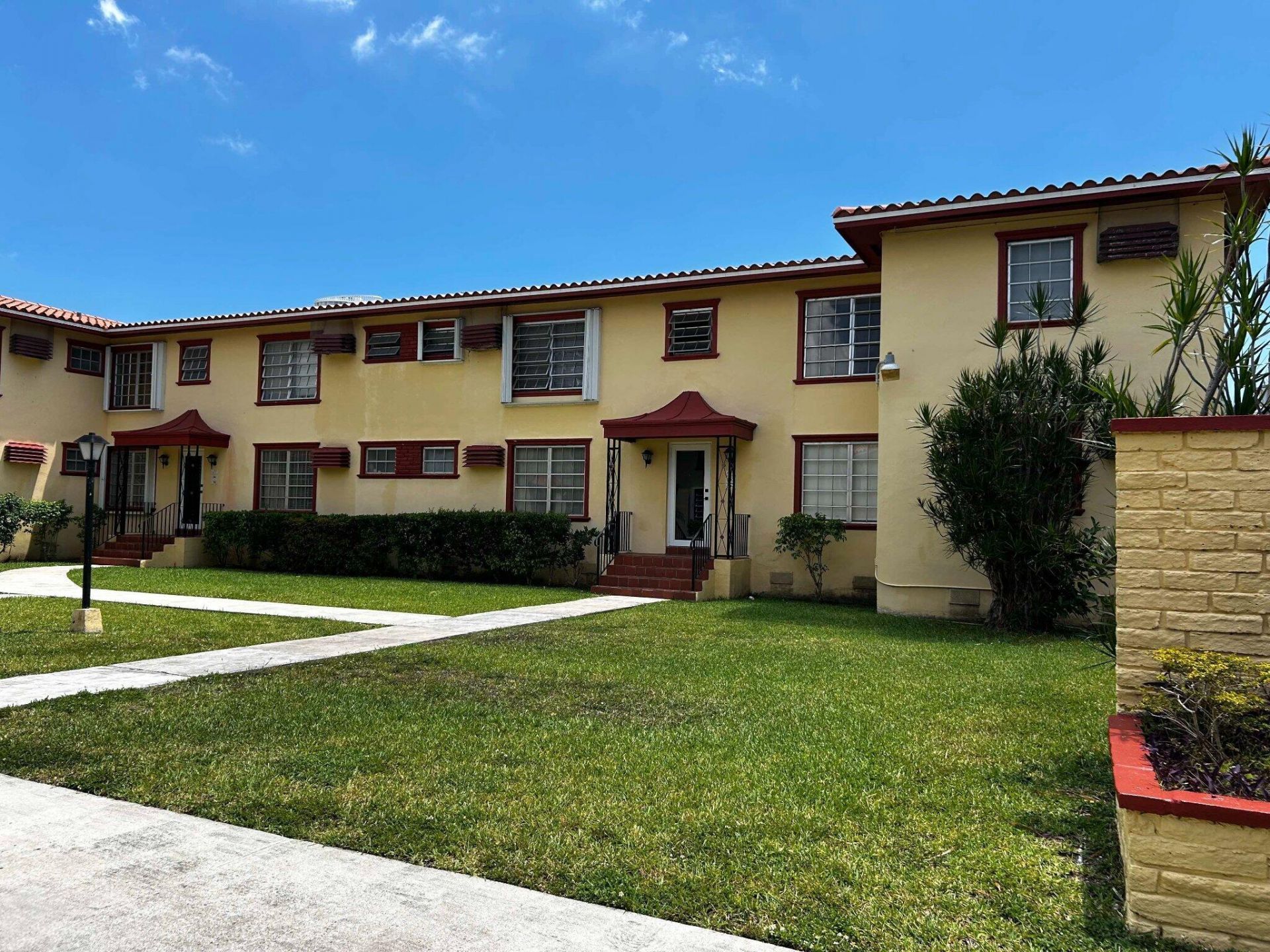 661 SW 11th Street, Unit 23w, Miami, FL 33129 Photo