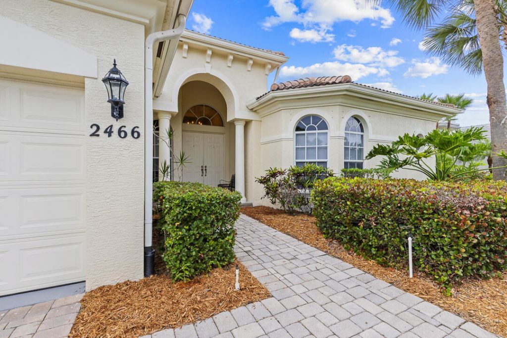 2466 SW Bridgeview Terrace, Palm City, FL 34990 Photo