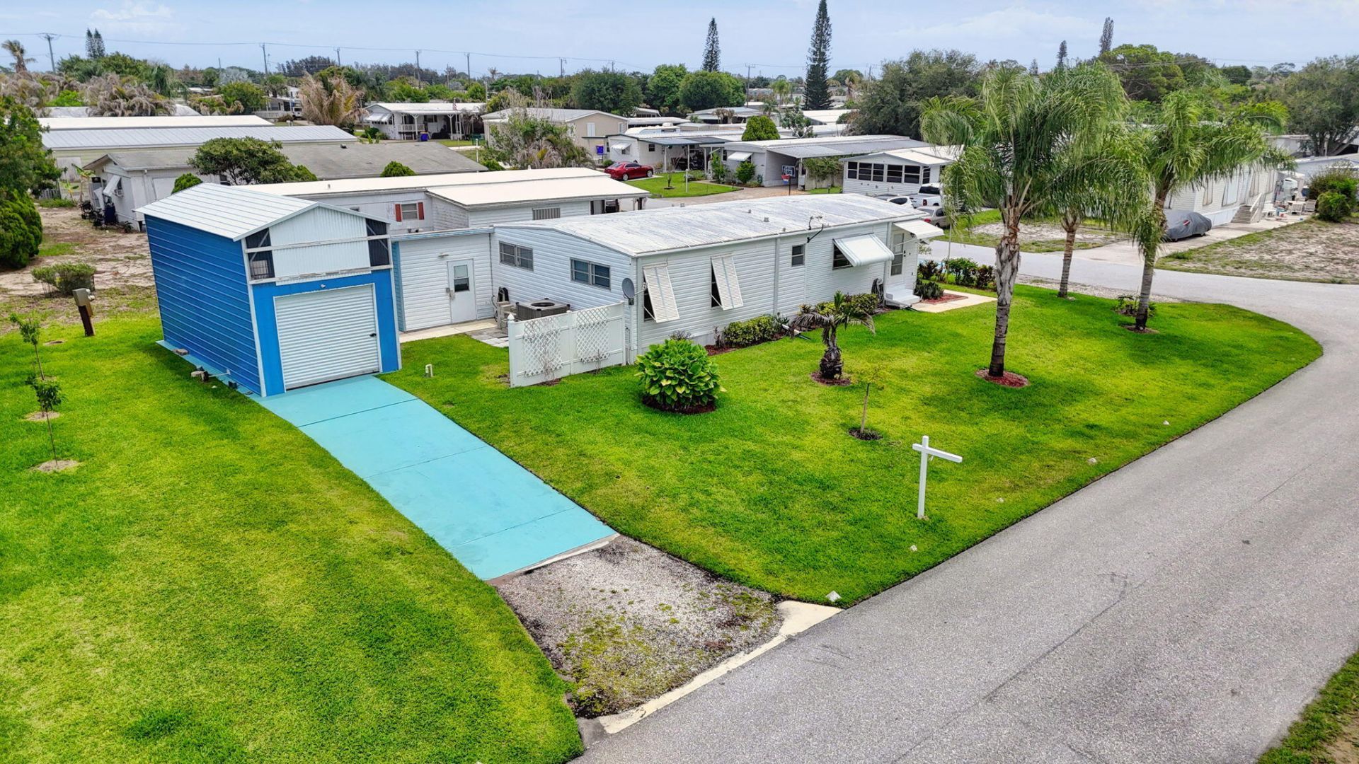 7102 SE Bluebird Circle, Hobe Sound, FL 33455 Photo