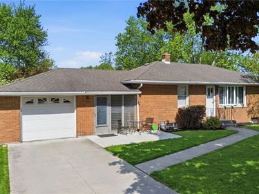 715 Park Avenue , North Tonawanda, NY 14120
