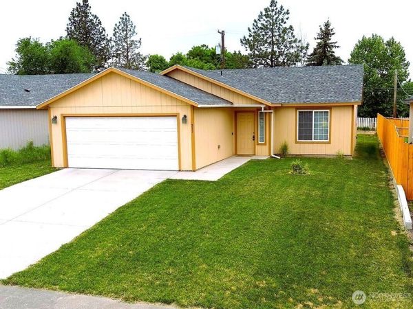 511 S Main Street , Warden, WA 98857