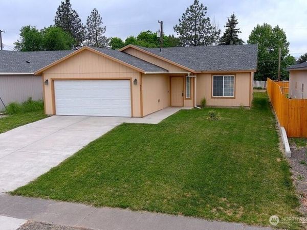 511 S Main Street , Warden, WA 98857