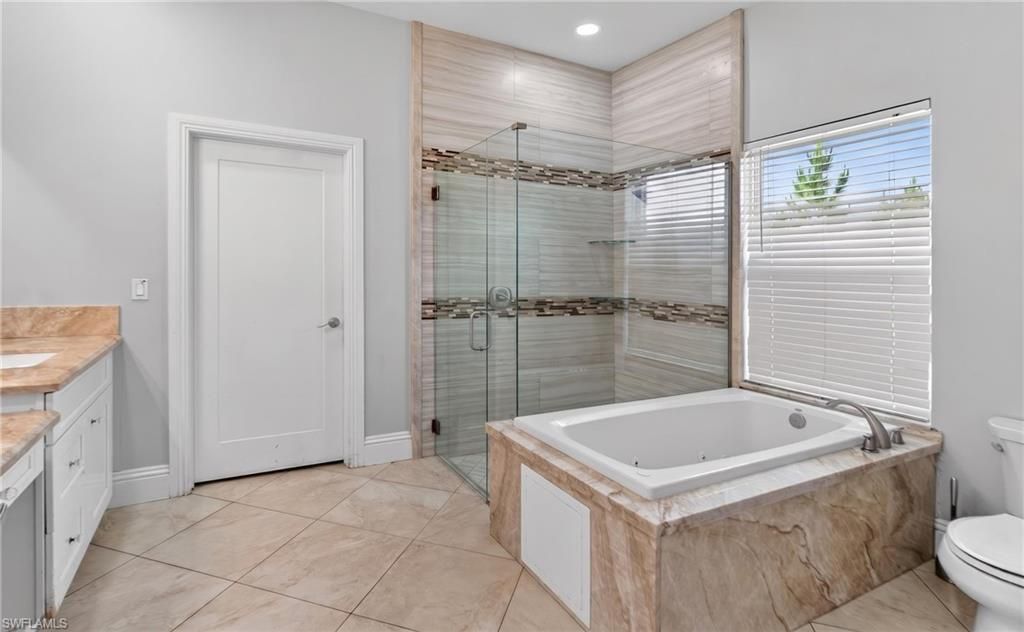 2863 Everglades Blvd N, Naples, FL 34120 Photo
