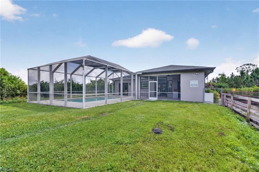 2863 Everglades Blvd N, Naples, FL 34120 Photo