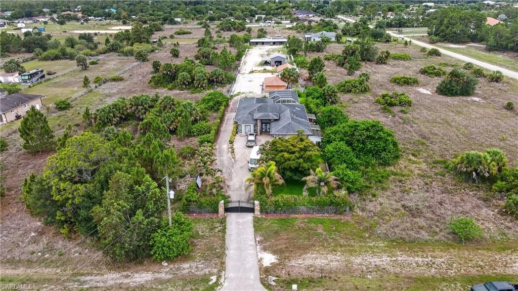2863 Everglades Blvd N, Naples, FL 34120 Photo