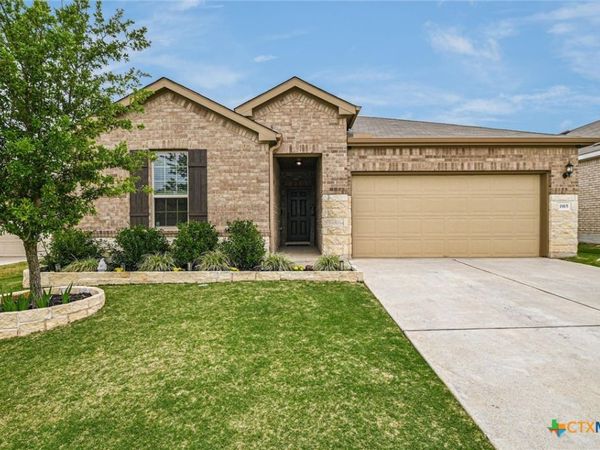 1915 T H Johnson Drive , Taylor, TX 76574