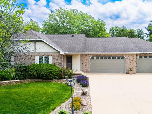 104 CONAGHAN Drive, Groveland, IL 61535
