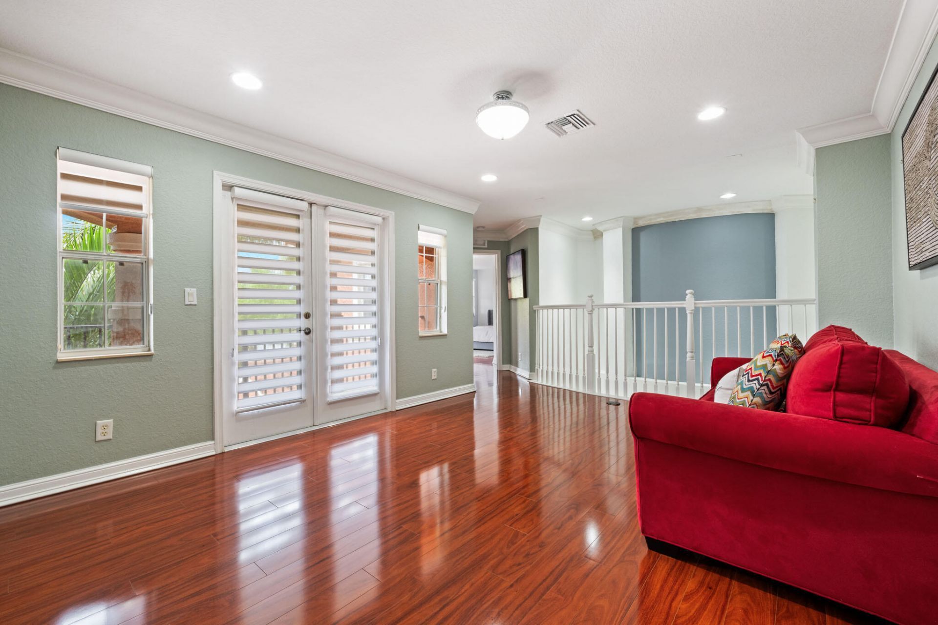 658 Cresta Circle, West Palm Beach, FL 33413 Photo