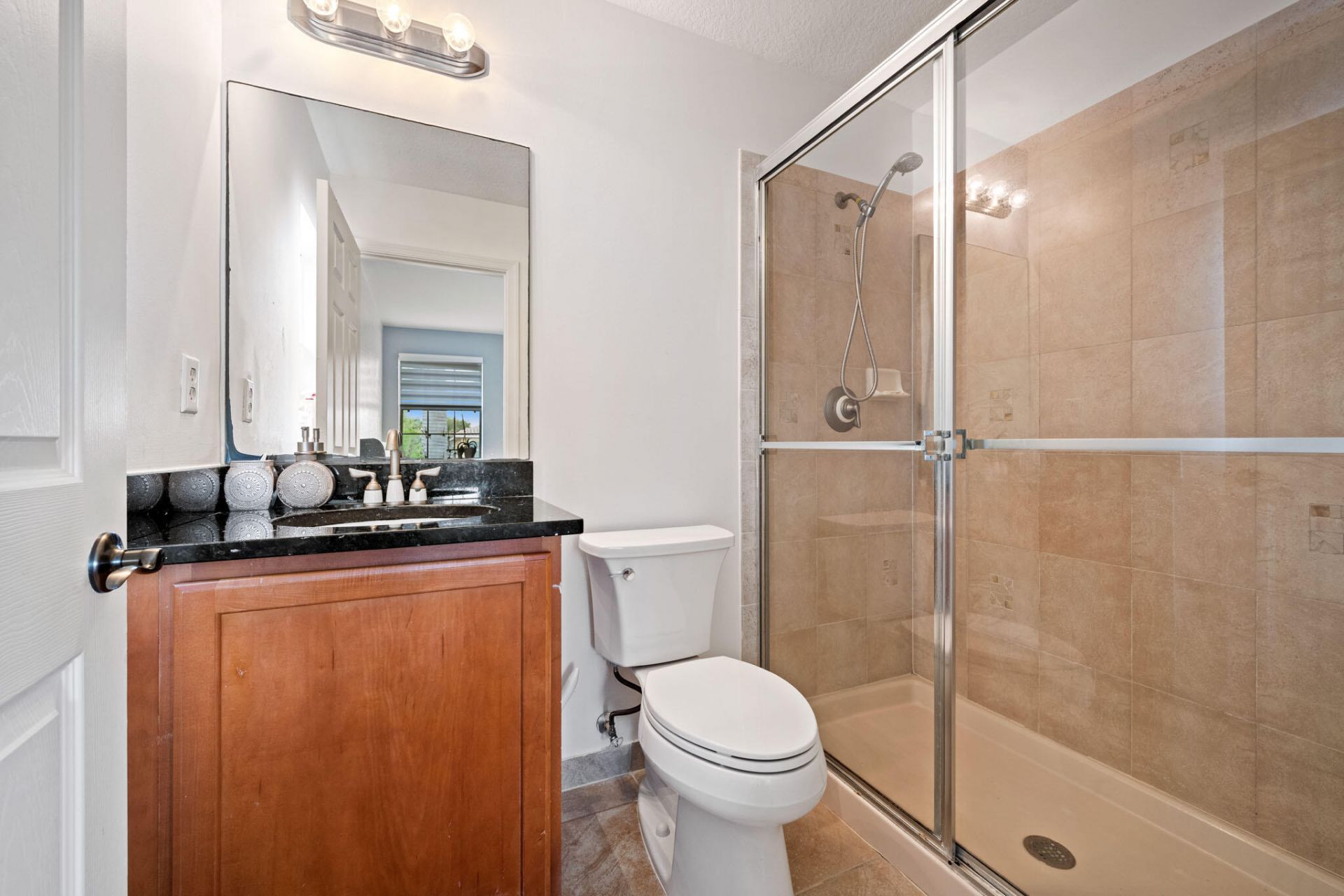 658 Cresta Circle, West Palm Beach, FL 33413 Photo