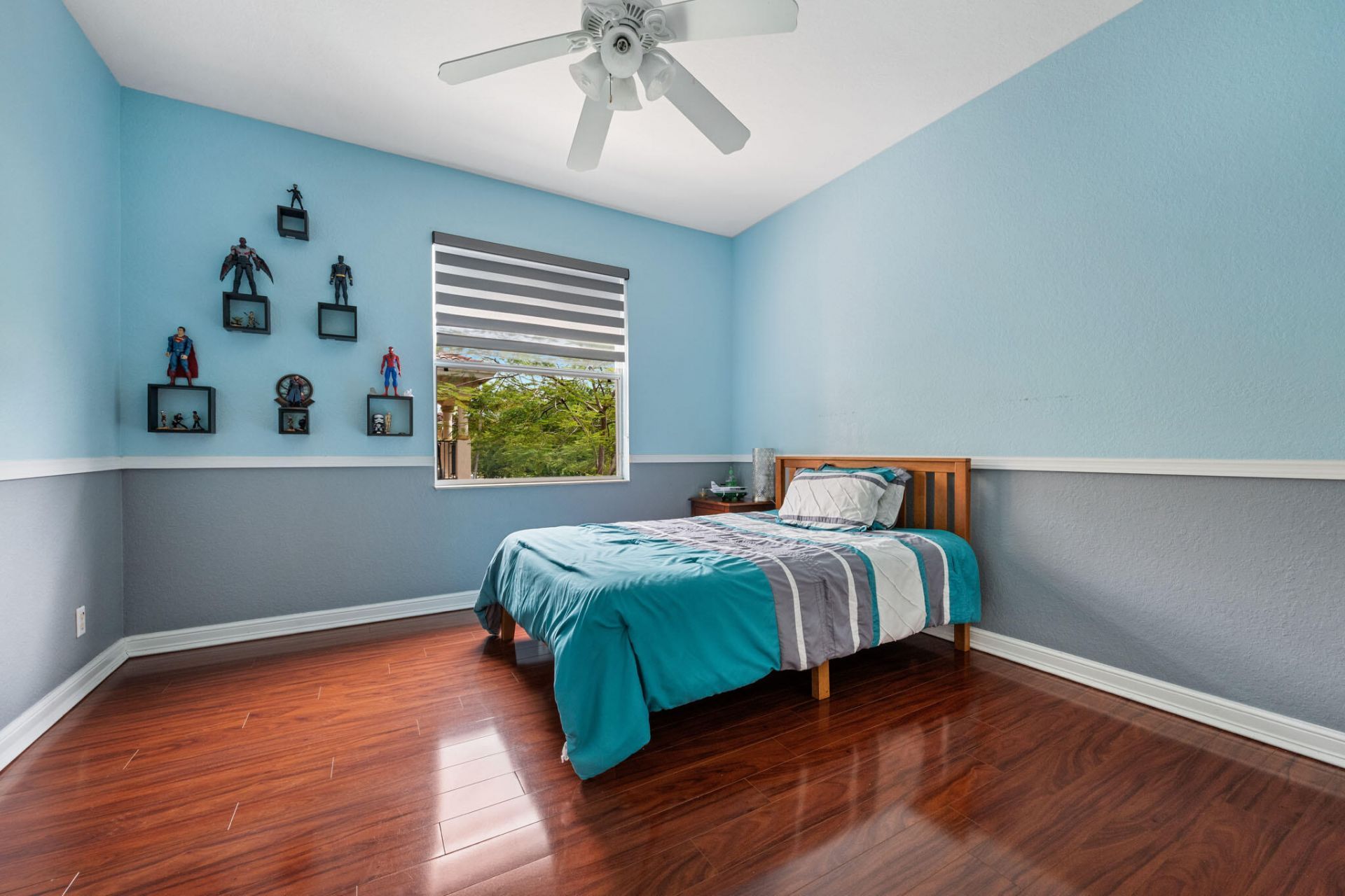 658 Cresta Circle, West Palm Beach, FL 33413 Photo