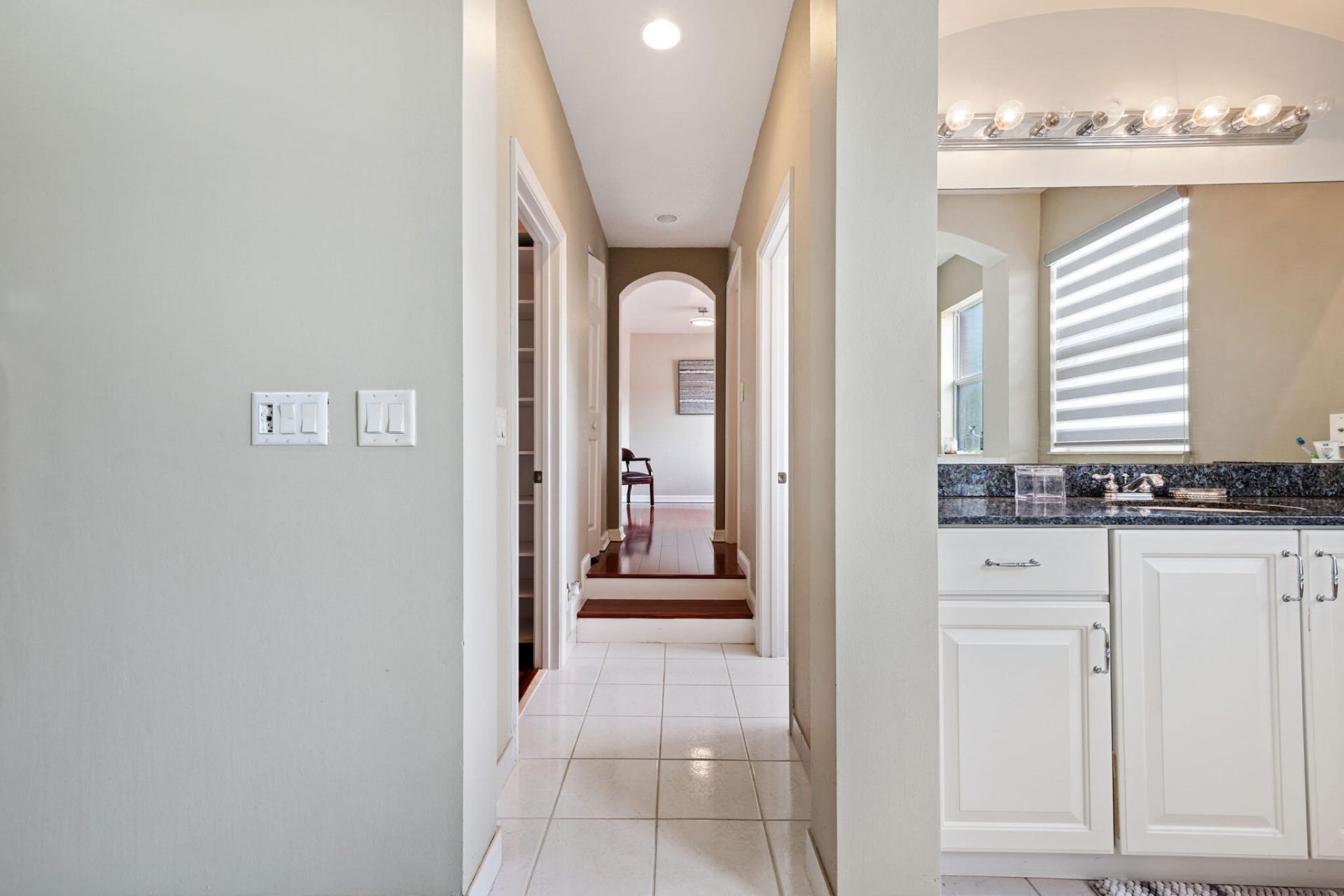 658 Cresta Circle, West Palm Beach, FL 33413 Photo