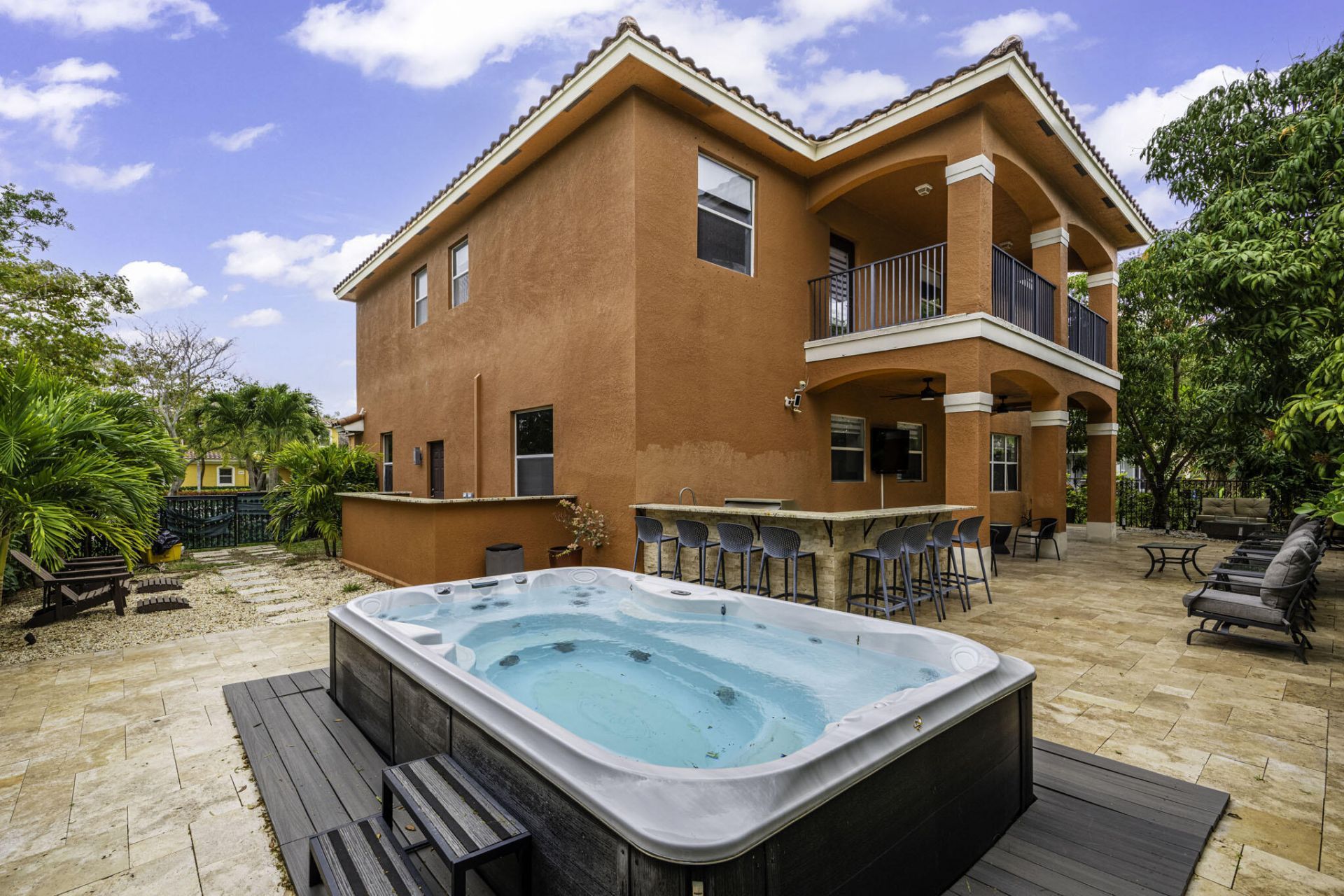 658 Cresta Circle, West Palm Beach, FL 33413 Photo