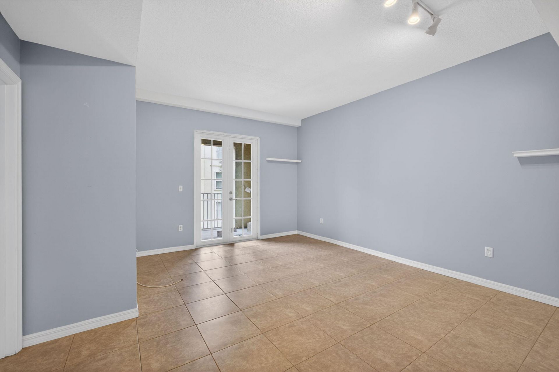 1203 Town Center Drive Drive, Unit 308, Jupiter, FL 33458 Photo