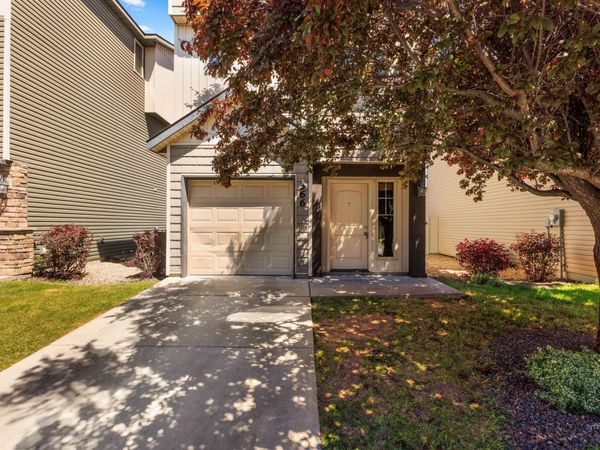566 Pine Island Lane, Boise, ID 83709