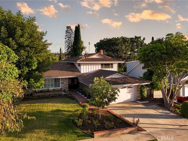 25182 Vespucci, Laguna Hills, CA 92653