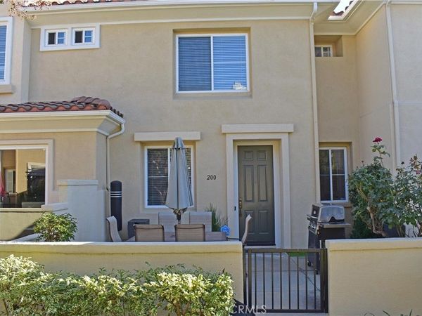 200 Via Vicini, Rancho Santa Margarita, CA 92688