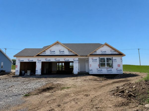 210 Linden Ln, Delavan, WI 53115