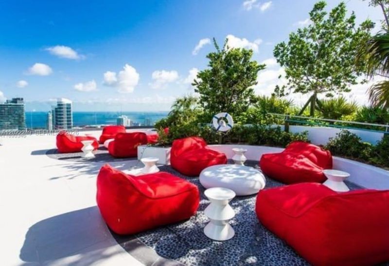 55 SW 9th St , Unit 2709, Miami, FL 33130 Photo