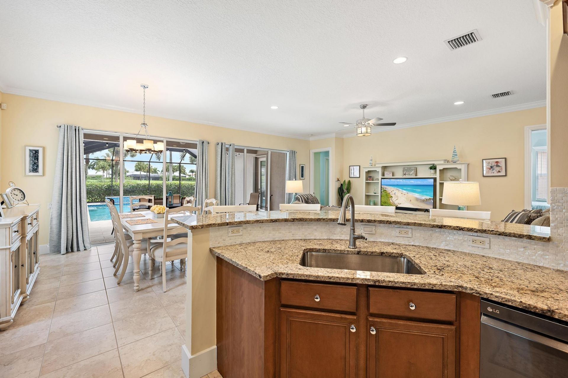 10755 La Strada, West Palm Beach, FL 33412 Photo