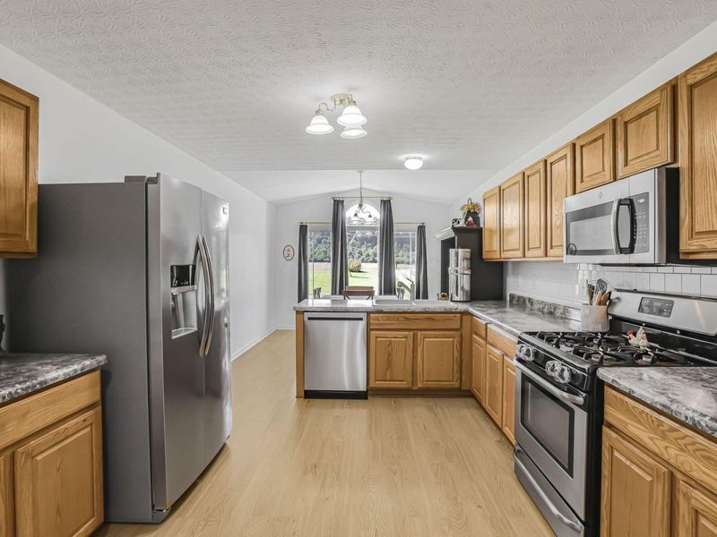 18296 State Route 180, Laurelville, OH 43135 Photo 13