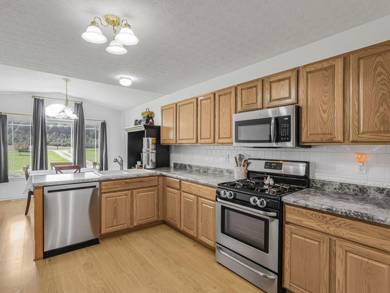 18296 State Route 180, Laurelville, OH 43135 Photo 15