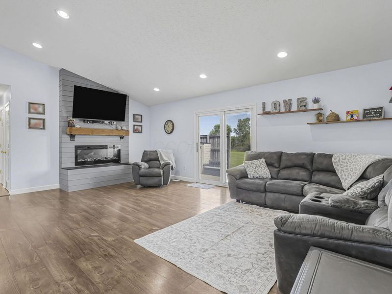18296 State Route 180, Laurelville, OH 43135 Photo 8