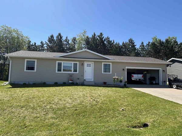 1613 Maple Drive, Rockland, WI 54653
