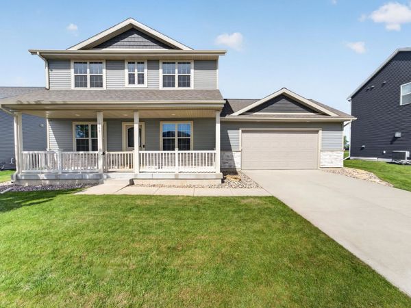 1366 N Pine Street, Sun Prairie, WI 53590