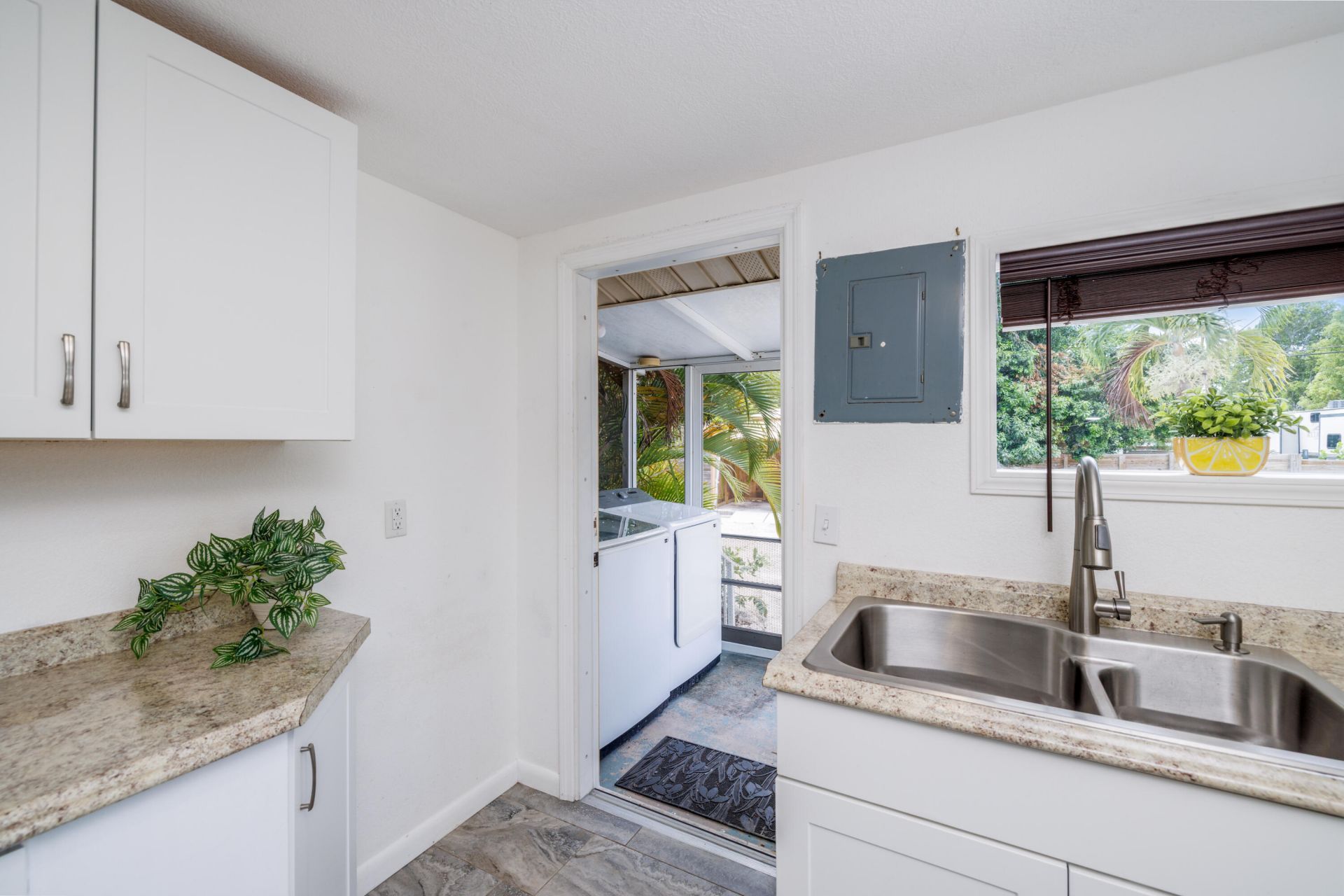 30372 Palm Drive, Big Pine Key, FL 33043 Photo