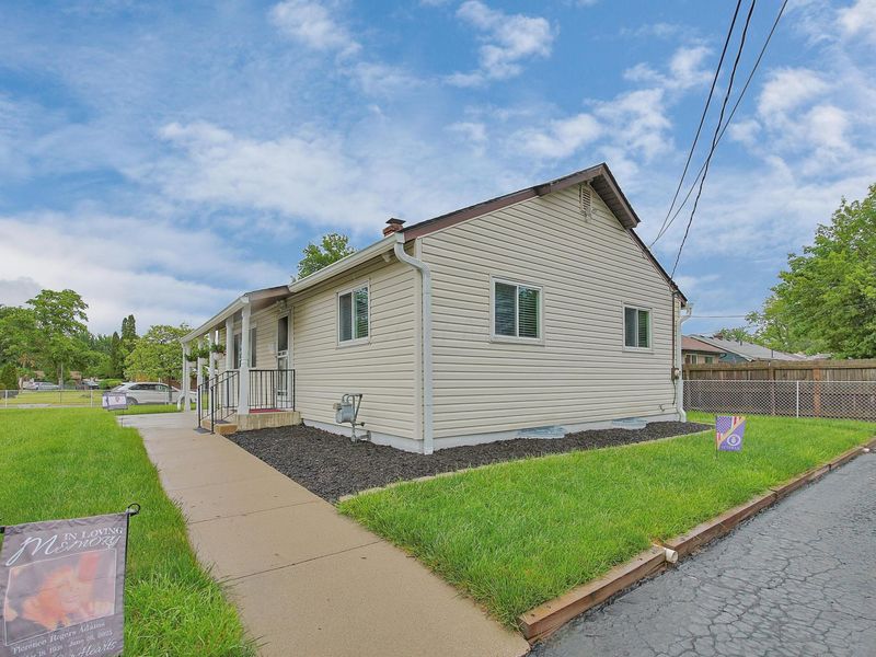 1674 Geraldine Avenue, Columbus, OH 43219 Photo 3