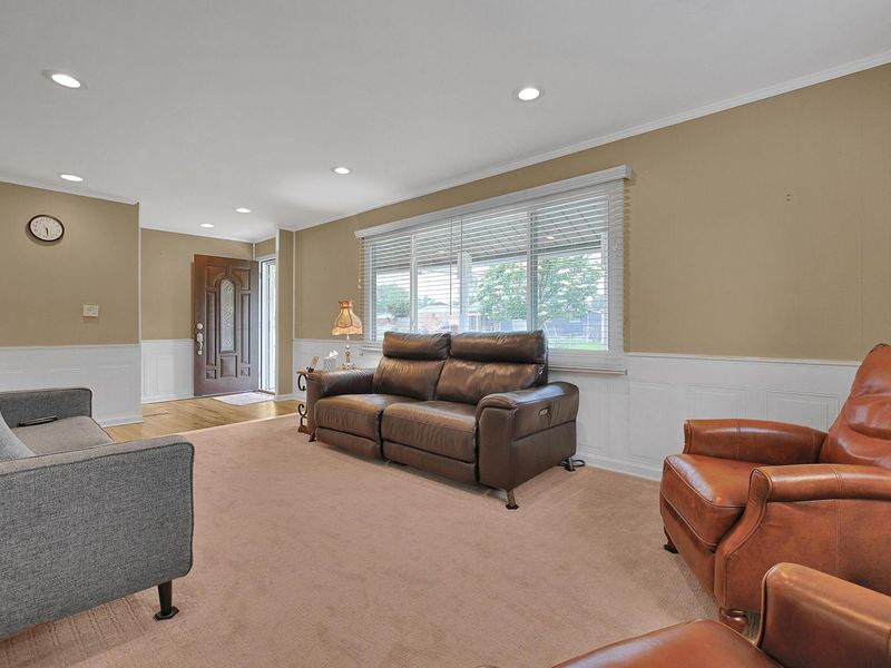 1674 Geraldine Avenue, Columbus, OH 43219 Photo 9