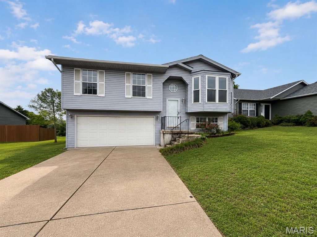 3261 5 Oaks Drive , Arnold, MO 63010 Main Photo