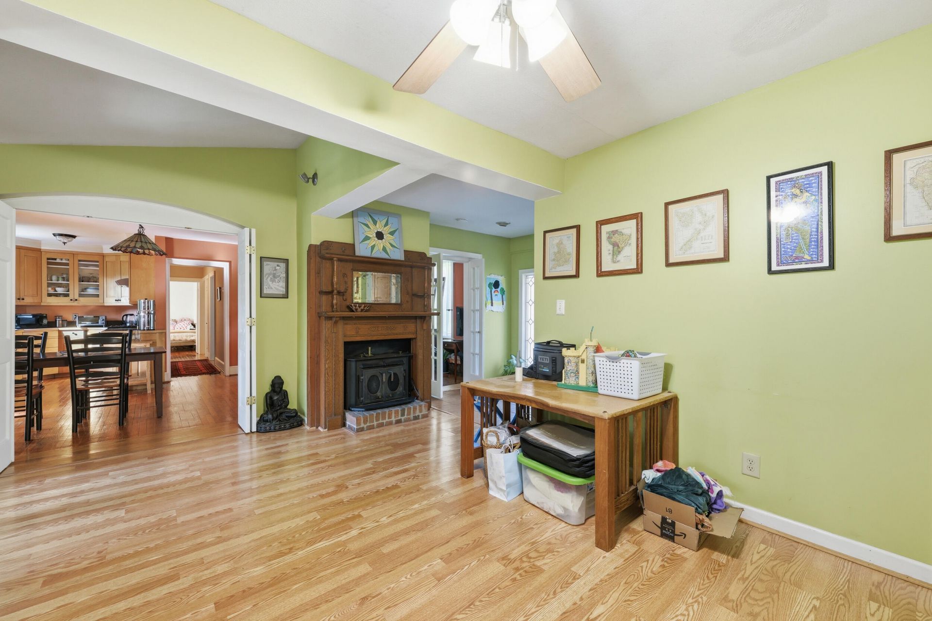 315 Hollywood Drive Photo 15