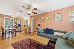 315 Hollywood Drive photo 4