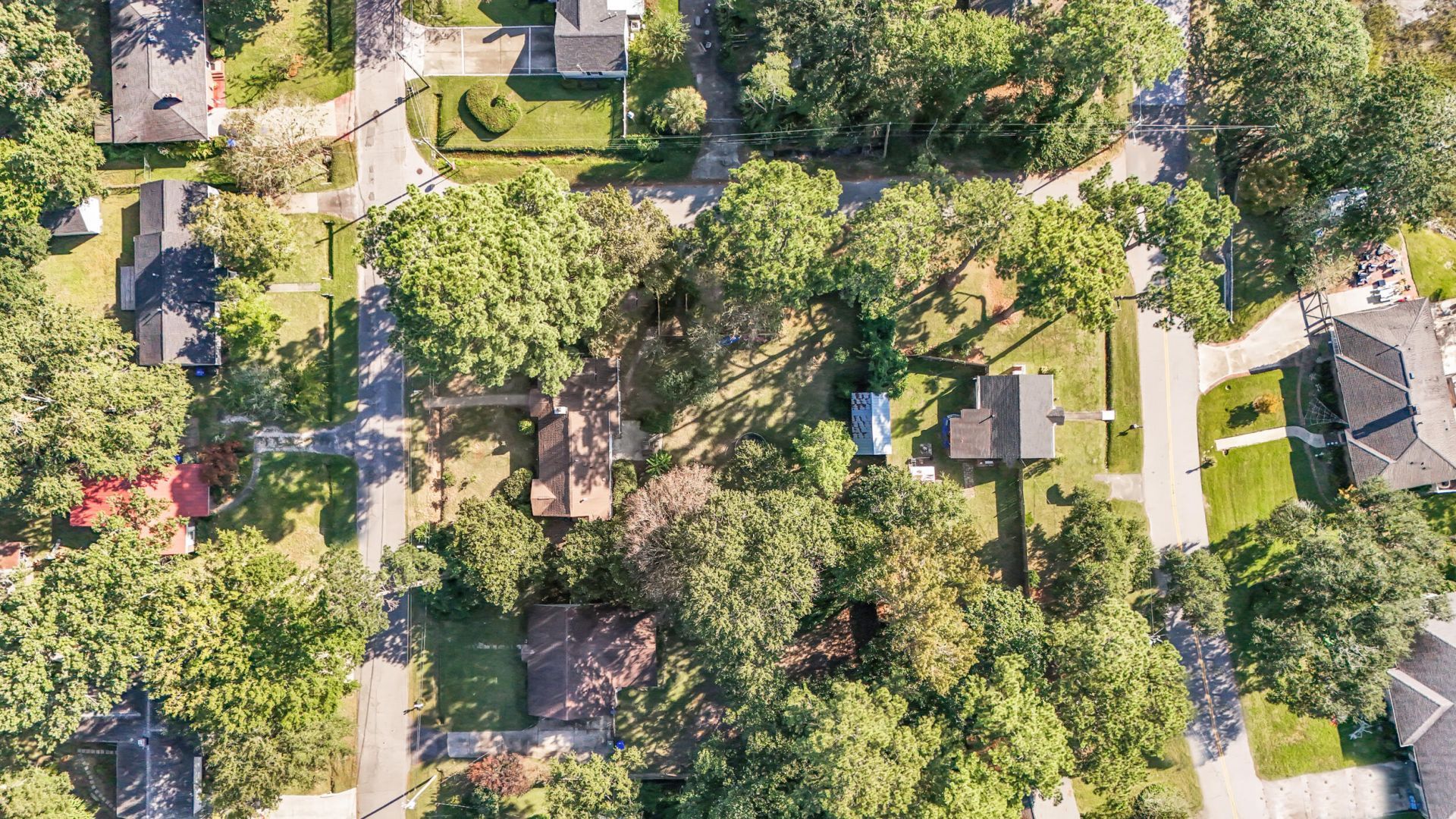 315 Hollywood Drive Photo 48