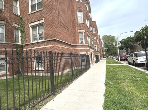 Main Photo