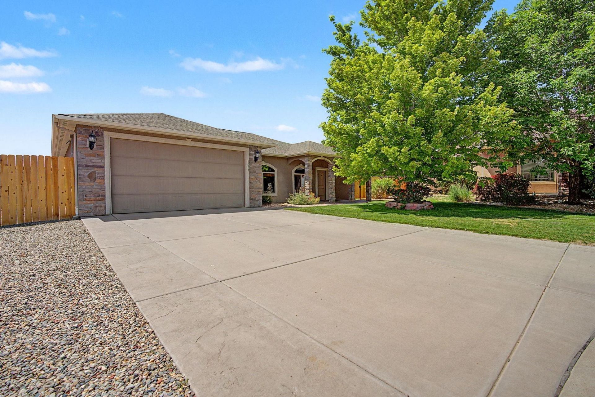 1027 Chinle Court, Fruita, CO 81521 Main Photo