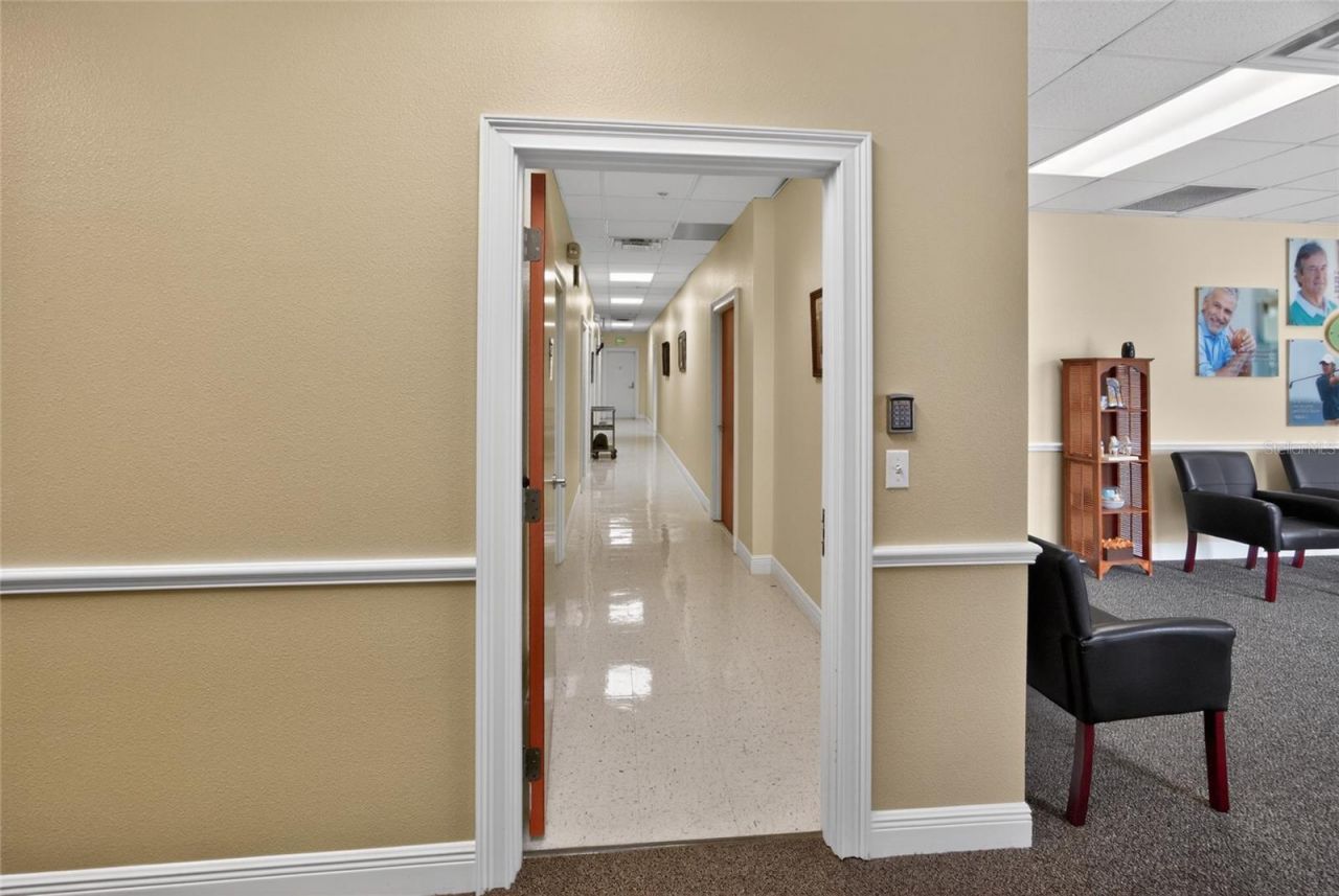 733 County Road 466 , Lady Lake, FL 32159 Photo