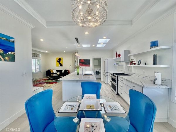 252 Mayflower, Newport Beach, CA 92660