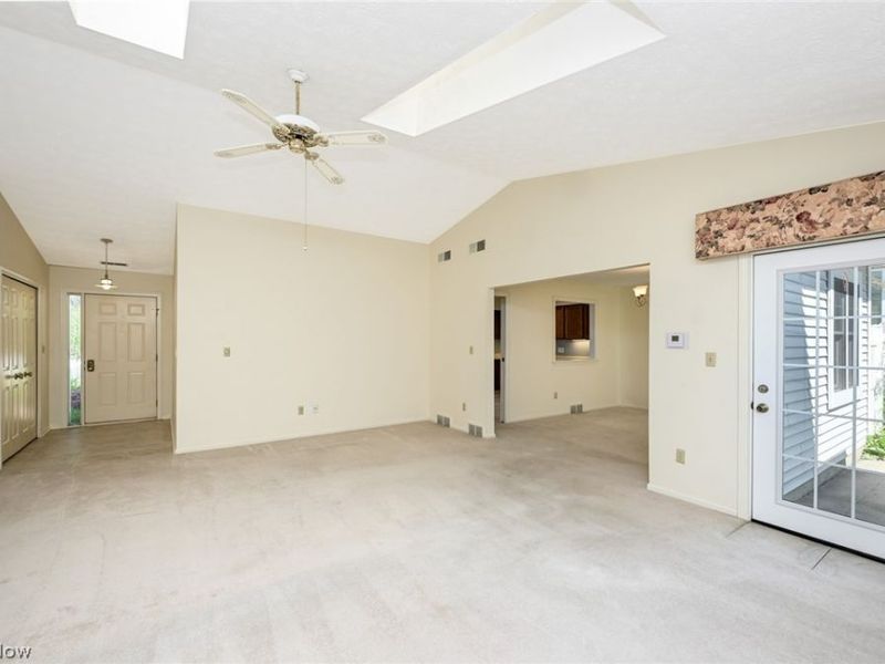 839 Sutton Place, Akron, OH 44313 Photo 13
