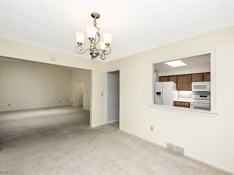 839 Sutton Place, Akron, OH 44313 Photo 17