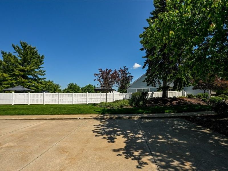 839 Sutton Place, Akron, OH 44313 Photo 34