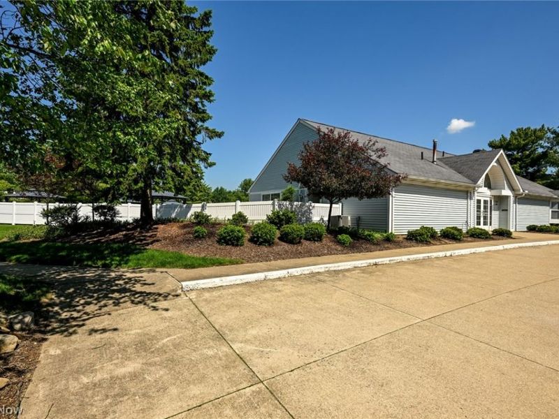 839 Sutton Place, Akron, OH 44313 Photo 35