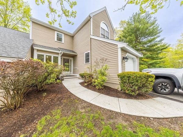 49 Bishops Forest Dr, Unit 49, Waltham, MA 02452