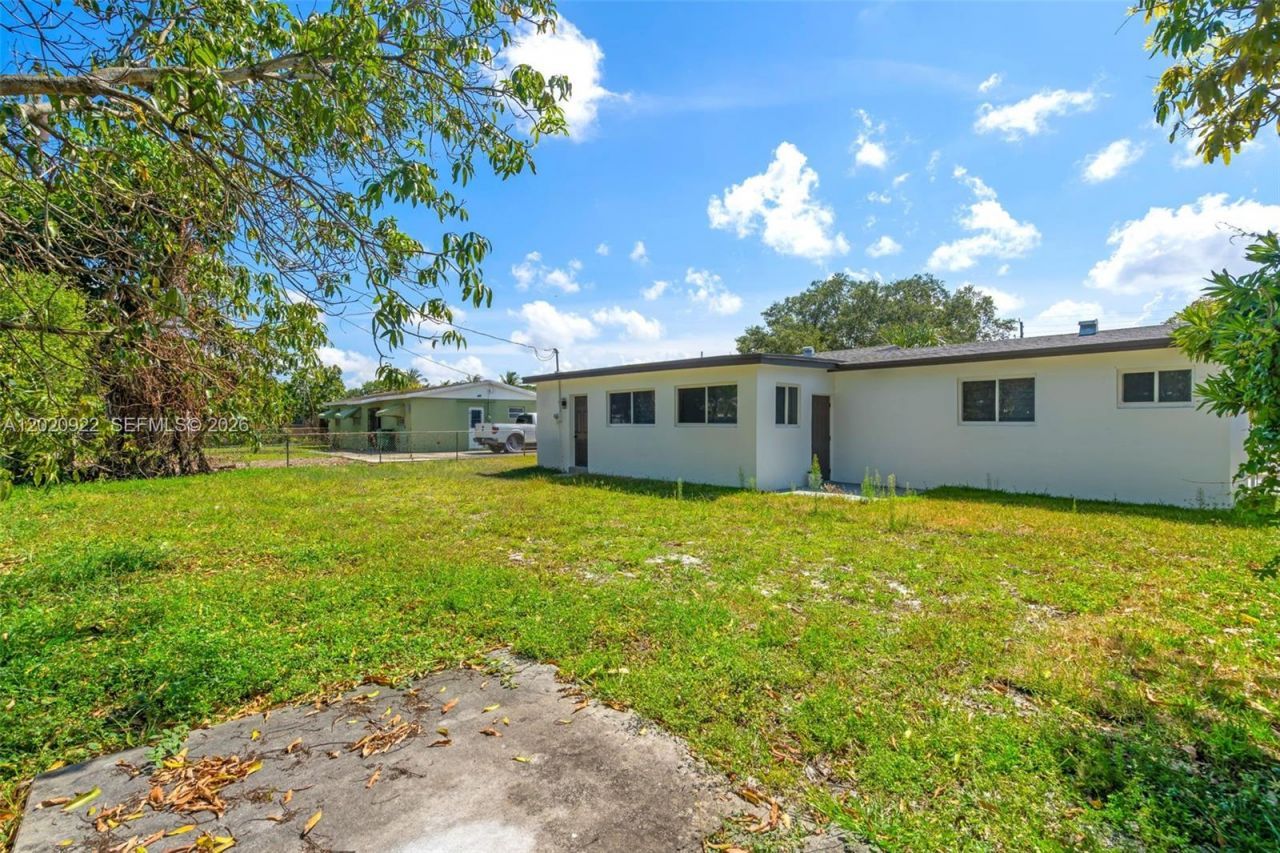 17231 NW 24th Pl , Miami Gardens, FL 33056 Photo