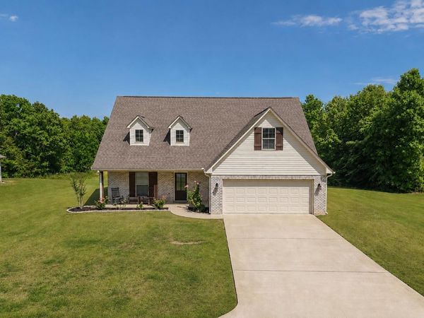 152 Greenhill Dr., Guntown, MS 38849